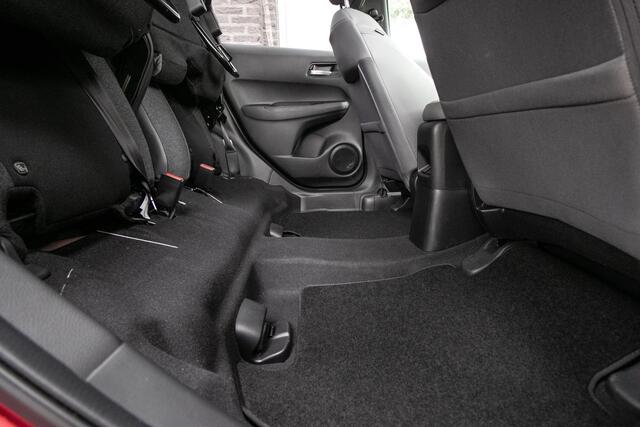 Honda JAZZ 1.5 e:HEV Advance Sport -Andr.auto/Apple carplay | Honda Sensing | Navi/camera