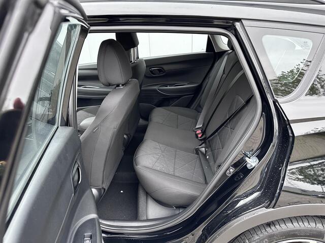 Hyundai Bayon 1.0 T-GDI Comfort ¤ 28.490,- rijklaar / Automaat / Direct leverbaar / Navigatie middels Apple Carplay & Android Auto / Airco / Cruise Control