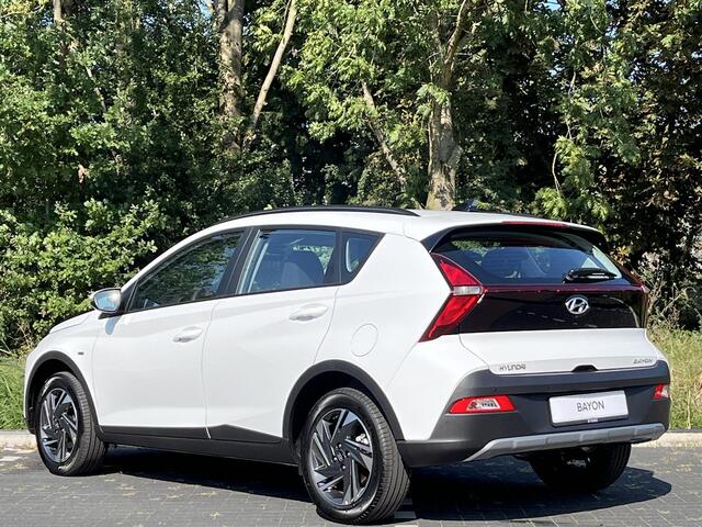 Hyundai Bayon 1.0 T-GDI Comfort Smart |¤4400 KORTING|NAVIGATIE|SENSOREN|CAMERA|