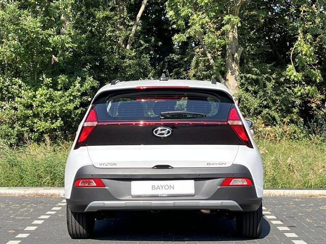 Hyundai Bayon 1.0 T-GDI Comfort Smart |¤4400 KORTING|NAVIGATIE|SENSOREN|CAMERA|