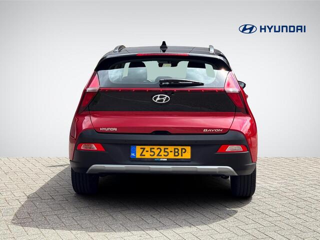 Hyundai Bayon 1.0 T-GDI Comfort Smart Automaat | Navigatie Full-Map | Camera | Apple Carplay/Android Auto | Two-Tone Lakkleur | Rijklaarprijs!