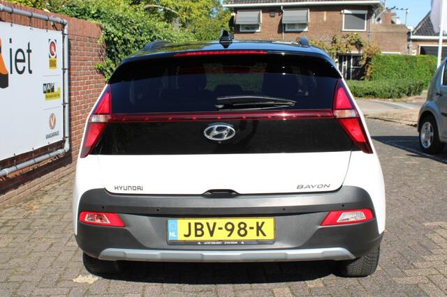 Hyundai Bayon 1.0 12V T-GDi Premium automaat met o.a. stoelverw./stuurverw./camera,/ etc.