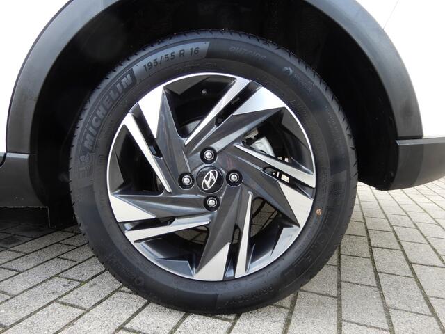 Hyundai Bayon 1.0 T-GDI Comfort | AUTOMAAT | Trekhaak | TwoTone |