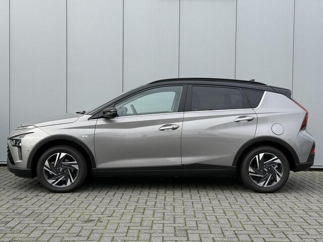 Hyundai Bayon 1.0 T-GDI Premium Automaat / Bose Sound / Trekhaak / Navigatie /Apple CarPlay en Android Auto / Stoel en stuur verwarming / Achteruitrijcamera / Dodehoekdetectie /