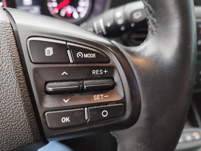 Hyundai I 10 1.0 Select ** 5 STUKS ** 5 DRS ** Airco ** Cruise ** PDC ** Stoelverwarming **