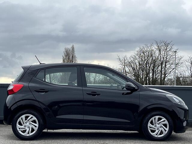 Hyundai I 10 1.0 Comfort Smart |¤2800 KORTING|CAMERA|NAVIGATIE|APPLE CARPLAY & ANDROID AUTO|