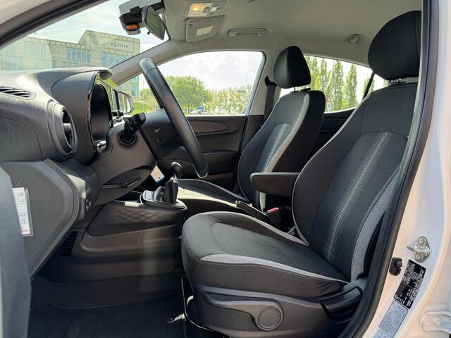 Hyundai I 10 1.0 Comfort Smart | Navigatie | Camera | Airco | Cruise Control | Apple Carplay/Android Auto | DAB | Bluetooth Tel. | Rijklaarprijs!