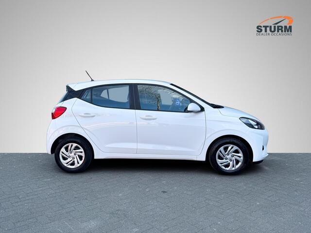 Hyundai I 10 1.0 Comfort Smart | Navigatie | Camera | Airco | Cruise Control | Apple Carplay/Android Auto | DAB | Bluetooth Tel. | Rijklaarprijs!