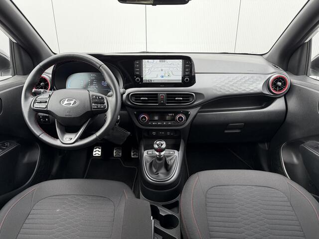 Hyundai I 10 1.0 T-GDI N Line 5-zits / 90 PK / Navigatie / Achteruitrijcamera / Climate & Cruise Control / Zwart Dakhemel / Stoel- & Stuurverwarming / Elek. Ramen Voor + Achter /