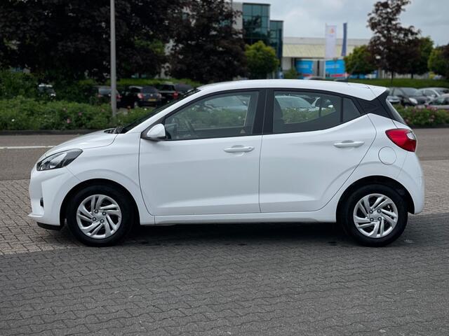 Hyundai I 10 1.0 COMFORT SMART CAMERA CRUISE DIGITAAL DASHB.