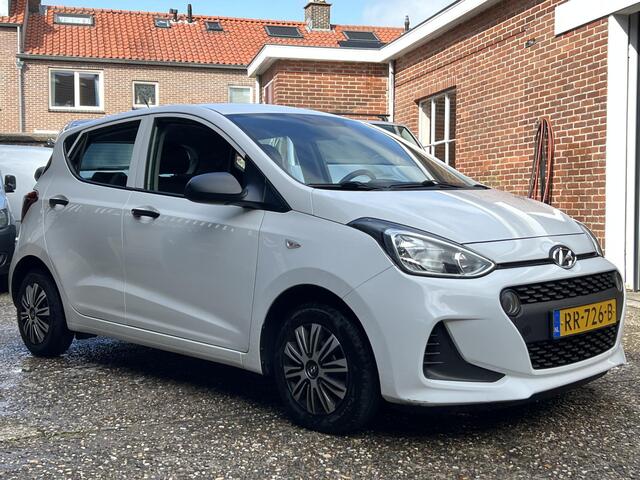 Hyundai I 10 1.0i i-Drive 2018 85000KM NAP 1e eigenaar btw-auto nieuwe APK+grote beurt