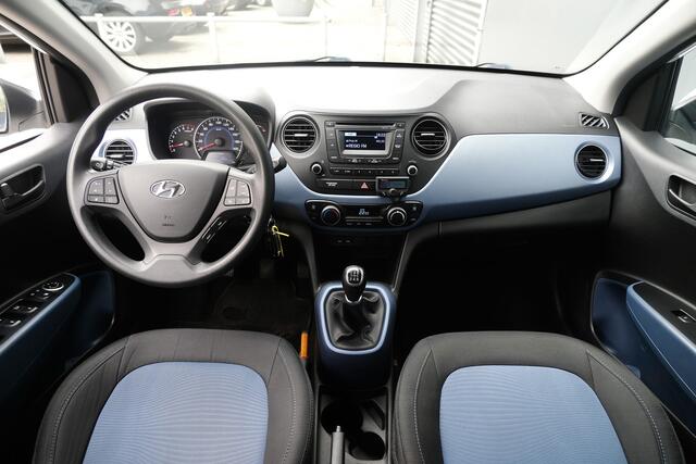 Hyundai I 10 BWJ 2017 | 1.0i 66PK i-Motion Comfort | CLIMA | CRUISE | RADIO/CD | EL RAMEN | EL SPIEGELS |