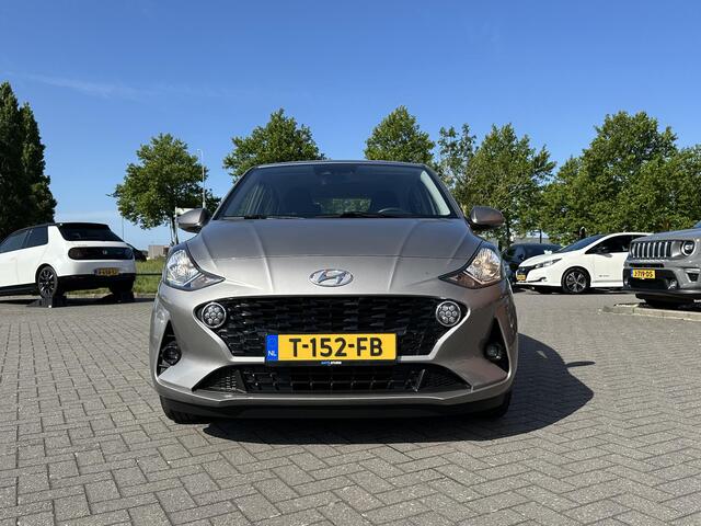 Hyundai I 10 1.0 Comfort Smart | Navigatie | Camera | Apple Carplay/Android Auto | Cruise Control | Airco | Rijklaarprijs!