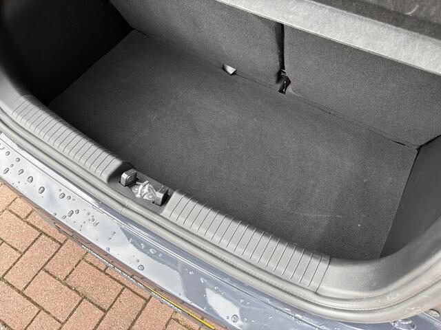 Hyundai I 10 1.0 Automaat Comfort 5-zits CARPLAY/CRUISE/AIRCO/DAB