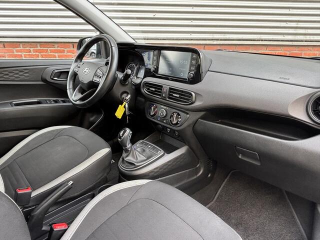 Hyundai I 10 1.0 Comfort 5-zits | Automaat | Achteruitrijcamera | CarPlay | Lichtmetalen Velgen |