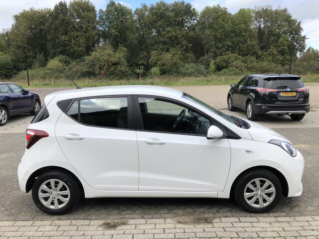 Hyundai I 10 1.0i Comfort Airco Cv Cruise Nap