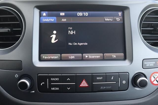 Hyundai I 10 1.0i Comfort NL-Auto!! Navigatie I PDC i Airco