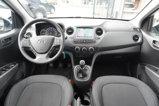 Hyundai I 10 1.0i Comfort Navigatie | Park.sensoren | CarPlay | Airco | NAP
