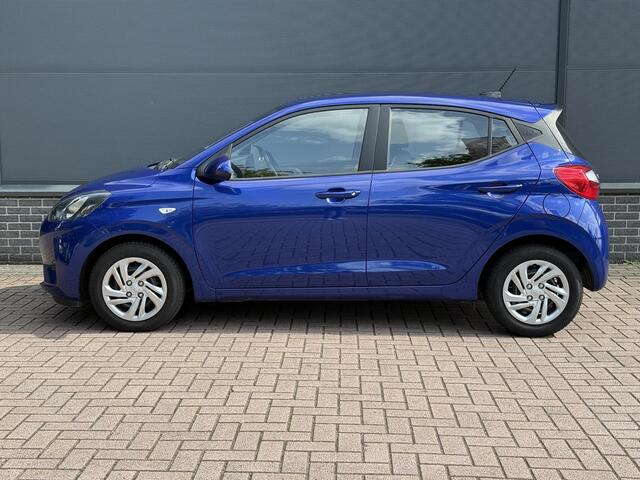 Hyundai I 10 1.0 Comfort Smart / Cruise / Stuur Verwarming / Parkeersensoren Achter / Airco / Stoel Verwarming / Bluetooth / DAB /