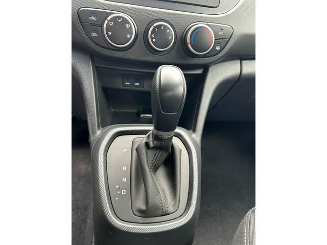 Hyundai I 10 1.0i i-Motion Comfort Plus AUT. SLÉCHTS 38DKM!