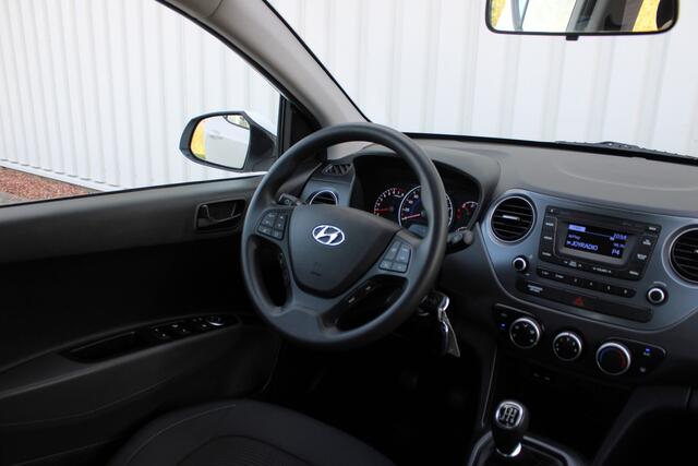 Hyundai I 10 1.0i Comfort | Incl. 12 maanden garantie | Cruise control | Airco | Bluetooth | USB | 5 deurs | 100% onderhouden |