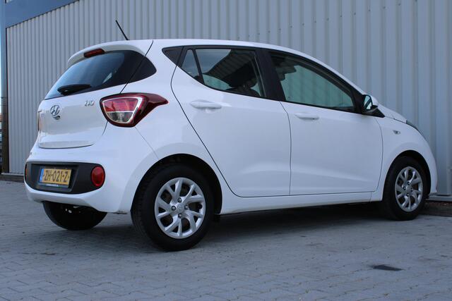 Hyundai I 10 1.0i Comfort | Incl. 12 maanden garantie | Cruise control | Airco | Bluetooth | USB | 5 deurs | 100% onderhouden |