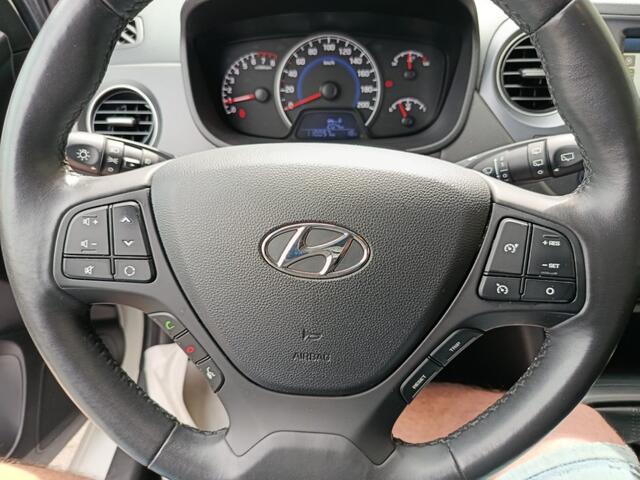 Hyundai I 10 1.0I I-PREMIUM