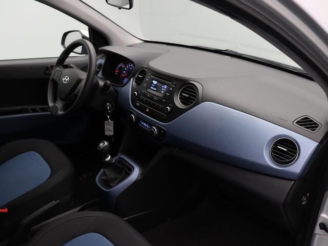 Hyundai I 10 1.0i i-Motion Comfort Plus | All Season Banden | Climate Control | Elektrisch Pakket