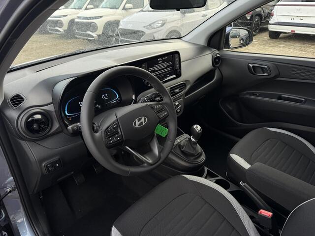 Hyundai I 10 1.0 Comfort Smart | Airco | Achteruitrijcamera | Lederen stuurwiel | Active lane-keeping | Navigatie | Apple carplay/ Android auto |