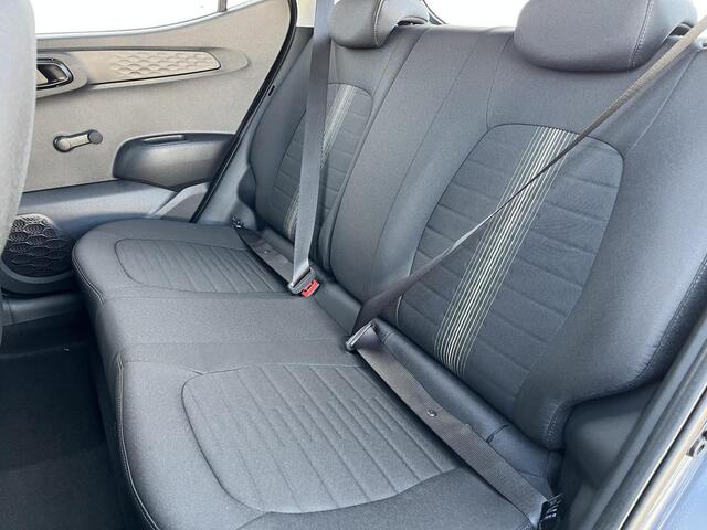 Hyundai I 10 1.0 Comfort / Navigatie / Airco / Achteruitrijcamera / Snel Leverbaar! /