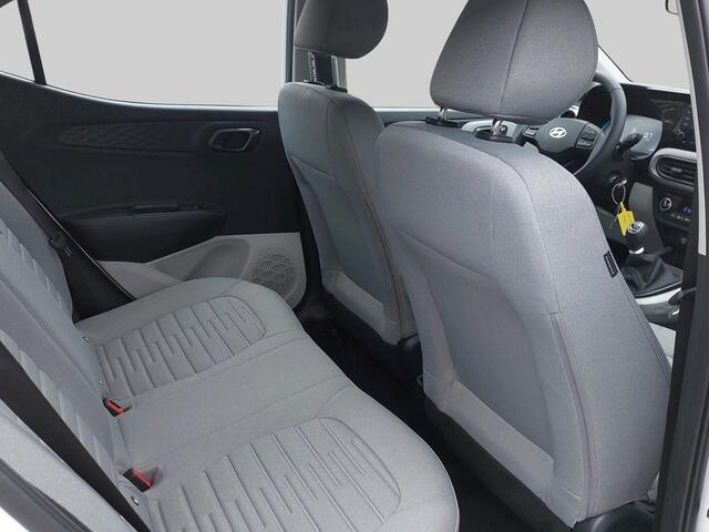 Hyundai I 10 1.0 Premium VAN: ¤23.295 VOOR: ¤20.795