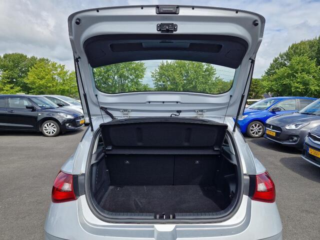 Hyundai I 20 1.0 T-GDI MHEV, 1e Eig! Carplay! Camera! VERWACHT!!