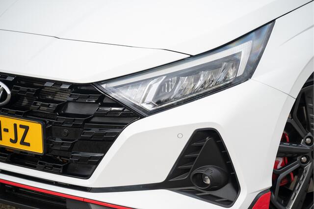 Hyundai I 20 1.6 N 204pk | Milltek Uitlaat | Zwart dak | Navi | Camera | Keyless