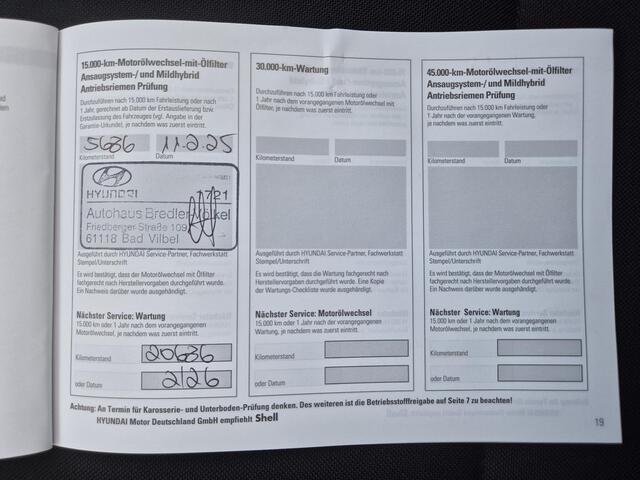 Hyundai I 20 1.0 T-GDI Premium / Fabrieksgarantie tot 02-2029 / Dealer onderhouden / Allseason banden / Trekhaak afneembaar / Stuur-, Stoel en Achterbank verwarming / Trekgewicht 1110 kg / Achteruitrijcamera / Keyless Entry/Start /