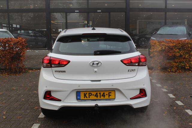 Hyundai I 20 Coupé 1.0 T-GDI Comfort | Rijklaar | Navi | Trekhaak | Cruise | DAB+ | Clima | Bluetooth | Camera |