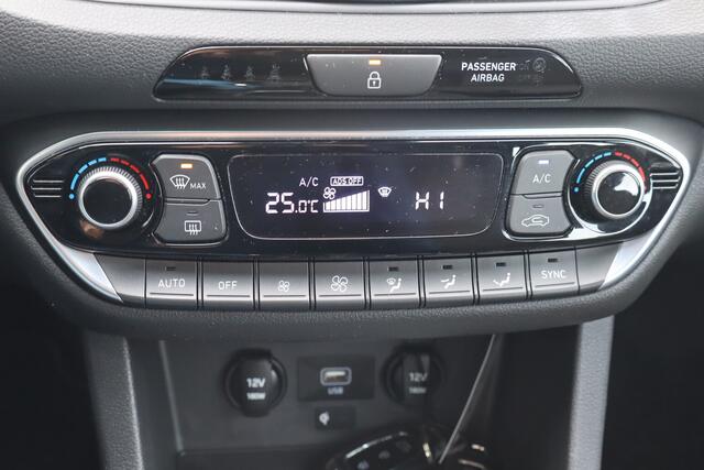 Hyundai I 30 1.0 T-GDi MHEV Comfort Smart - NL Auto!! Camera I Apple I Climate