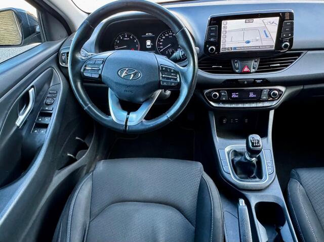 Hyundai I 30 WAGON 1.4 T-GDI Comfort NAVI CAMERA CLIMA NAP APK
