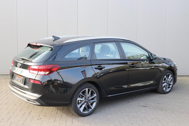 Hyundai I 30 Wagon 160PK T-GDi Hybrid Automaat Comfort Navigatie/Camera/Parkeerhulp/Winter-pack