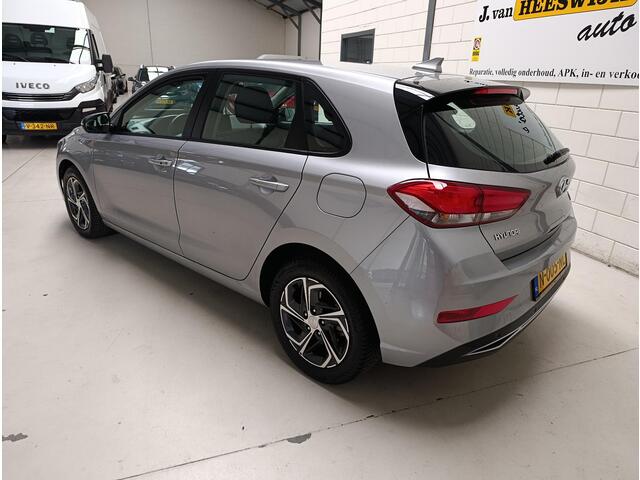 Hyundai I 30 1.0 T-GDi MHEV Comfort Smart 2e paasdag geopend !!!