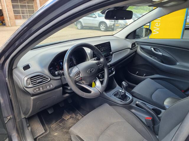 Hyundai I 30 1.4 i-Drive NAVI / AIRCO / CRUISE / BLUETOOTH