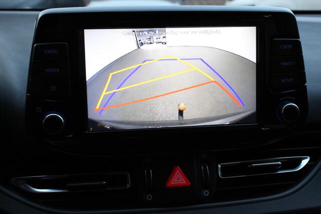 Hyundai I 30 Wagon 1.0 T-GDi 120 Pk Essential Navigatie Apple Carplay/Android Auto Climate Control Camera Afneembare Trekhaak Lane Assist Privacy Glass Keyless Go