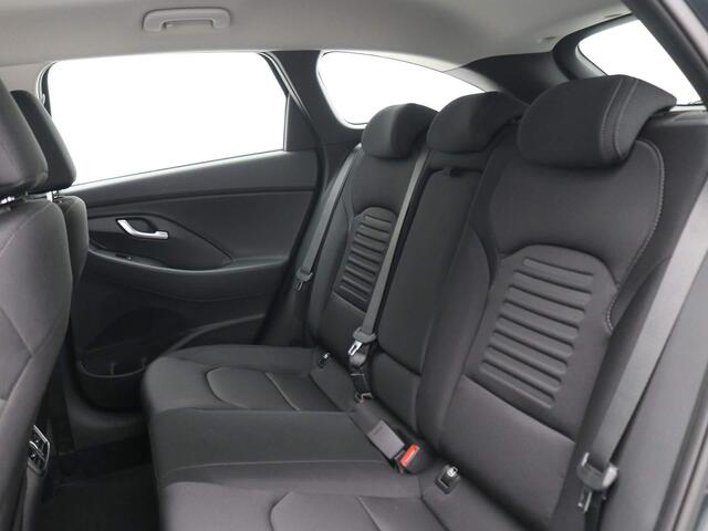 Hyundai I 30 Wagon 1.0 T-GDi MHEV Comfort / Navigatie + Android Auto/Apple Carplay / DAB / Climate Control / Cruise Control / Achteruitrijcamera /