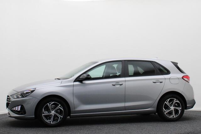 Hyundai I 30 1.0 T-GDi MHEV Comfort Camera, Apple Carplay, Stuur-/Stoelverw., LED, DAB, 16"