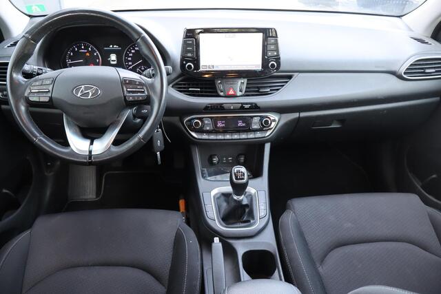 Hyundai I 30 Wagon 1.4 T-GDI Comfort BTW auto, Apple Carplay, Cruise control, Navigatie, Climate control, Elektrische ramen, Camera