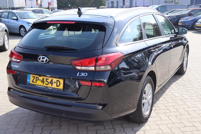 Hyundai I 30 Wagon 1.4 T-GDI Comfort BTW auto, Apple Carplay, Cruise control, Navigatie, Climate control, Elektrische ramen, Camera