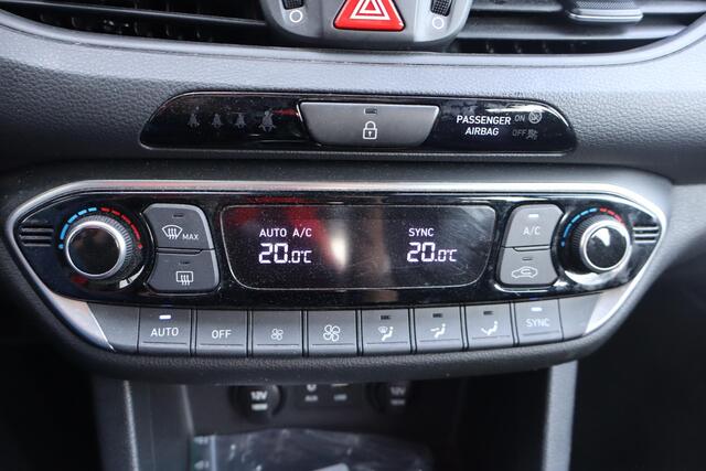 Hyundai I 30 Wagon 1.4 T-GDI Comfort BTW auto, Apple Carplay, Cruise control, Navigatie, Climate control, Elektrische ramen, Camera