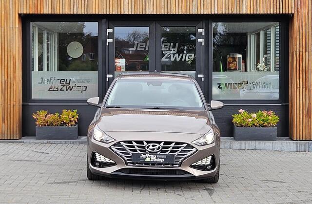 Hyundai I 30 1.0 T-GDi MHEV i-Motion stoelverwarming. stuurverwarming. camera achter. Apple carplay.