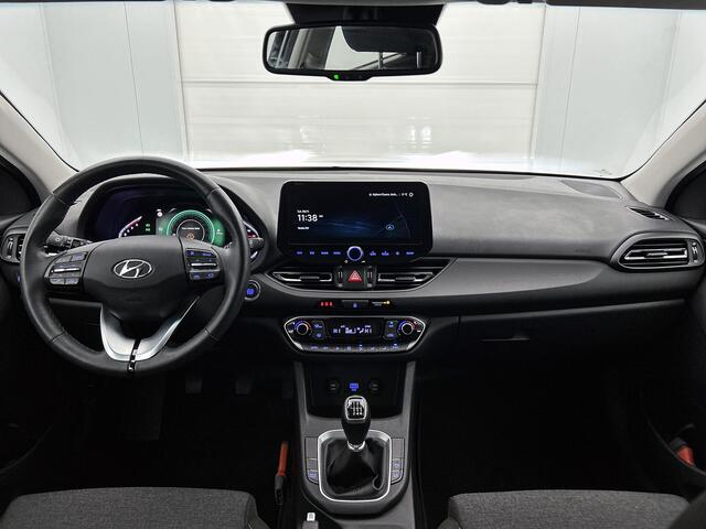Hyundai I 30 1.0 T-GDi MHEV Comfort Smart | Apple Carplay / Android Auto (Navigatie) | Trekhaak | Parkeersensoren achter | Climate control |