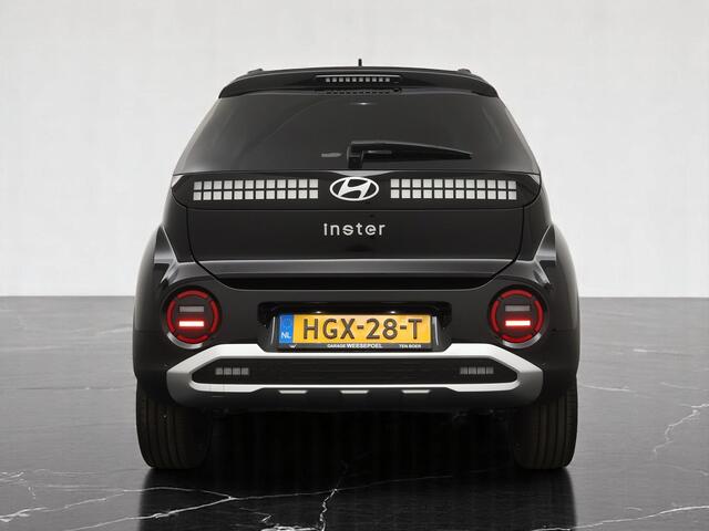 Hyundai INSTER 49kWh Evolve 115PK - 17 inch LM velgen - Navigatie - Camera - Climate control - Adaptieve Cruise control - 5 jaar garantie - 8 jaar batterijgarantie - WLTP 370 KM.