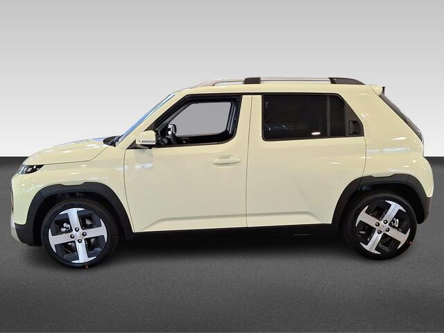 Hyundai INSTER Evolve 49 kWh Winter Pack | Tech Peck | Buttercream Yellow